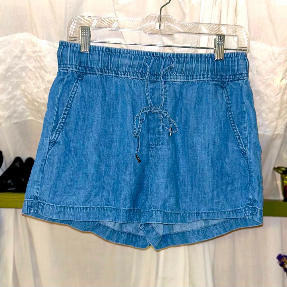 Gap, super soft jean shorts